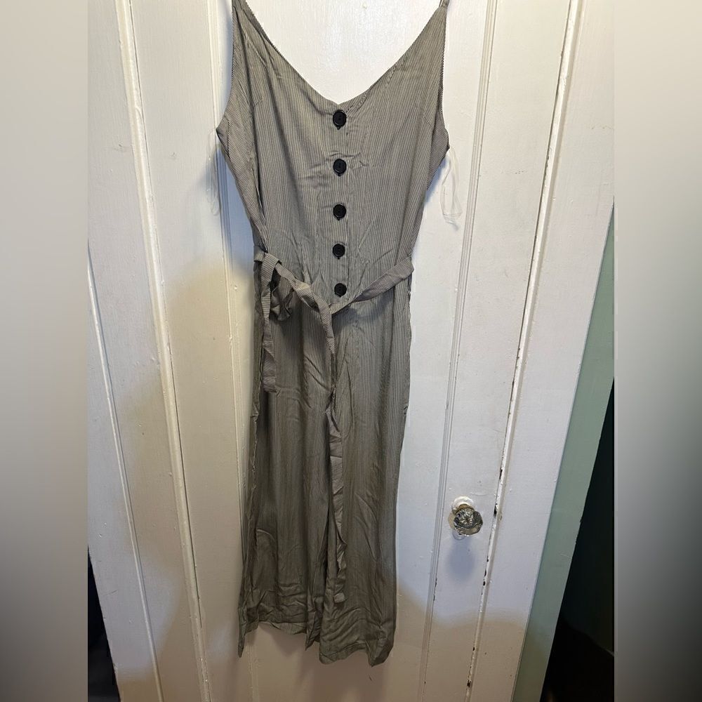 Poof NWT Striped Romper Size Small